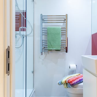 Single En Suite - Image 7